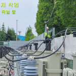 변전소 방음벽 전남 영암군 현대삼호 154kV 변전소 7 방음판 설치 작업 중